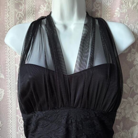 Frederick's of Hollywood Women's Vintage Glamorous Black Halter Dress - Picture 4 of 8